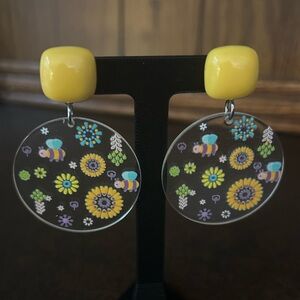 🎁 Floral Bumblebee Earrings